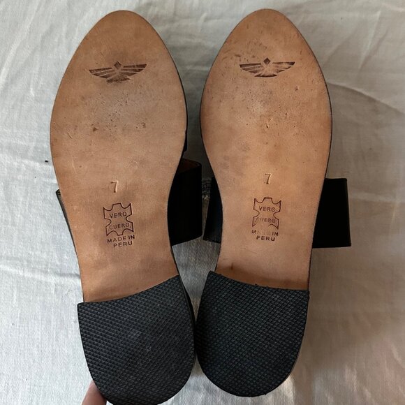 Fortress of Inca handmade black leather Oxford flats shoes, Womens 7 - Picture 3 of 3